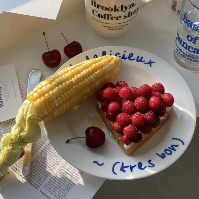 Assiette à dîner occidentale e - Photography Font avis et prix